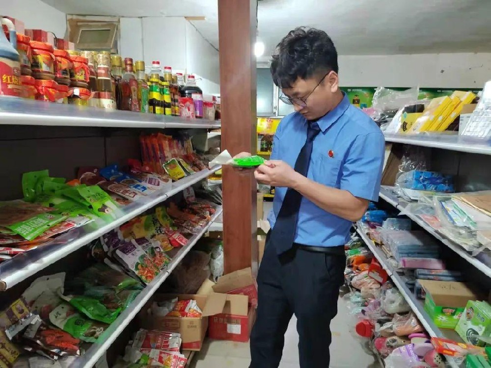 1720600889196912.jpg v2-670e1bb1c9739c0445f2dce54103c27c_r.jpg